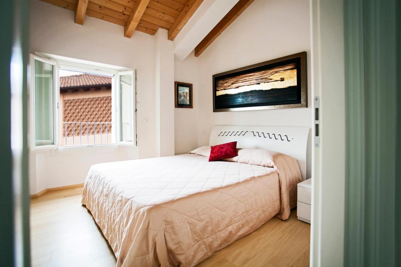 B&B Red Wine Country House Кастель-Сан-П'єтро-Терме Екстер'єр фото